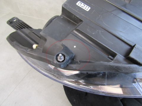 LAMPA PRZÓD FORD FIESTA MK8 ZWYKŁA 17-21 LH LEWA H1BB-13W030-AK