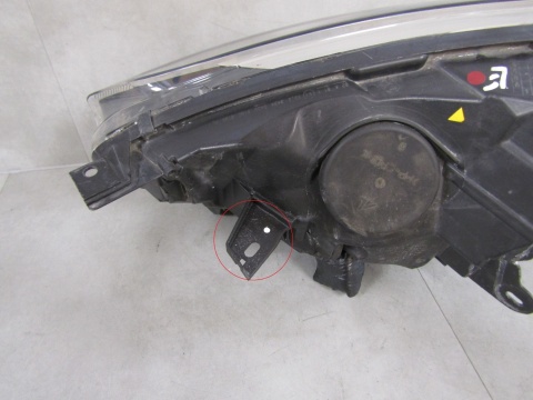 LAMPA PRZÓD RENAULT CAPTUR I 1 ZWYKŁA SOCZEWKA RH 13-17 260105066R