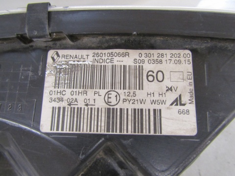 LAMPA PRZÓD RENAULT CAPTUR I 1 ZWYKŁA SOCZEWKA RH 13-17 260105066R