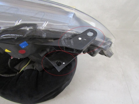 LAMPA PRZÓD TOYOTA YARIS 3 III LIFT ZWYKŁA SOCZEWKA Z LED 14-17 LH LEWA