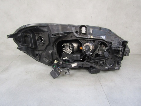 LAMPA PRZEDNIA VOLVO XC60 1 I LIFT KSENON SKRĘTNY 13-17 LH LEWA