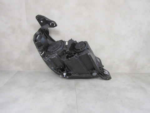 LAMPA PRZÓD OPEL CORSA F ZWYKŁA 19-23 LH LEWA 9829465580