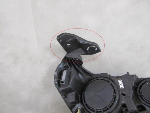 LAMPA PRZÓD OPEL CORSA F ZWYKŁA 19-23 LH LEWA 9829465580