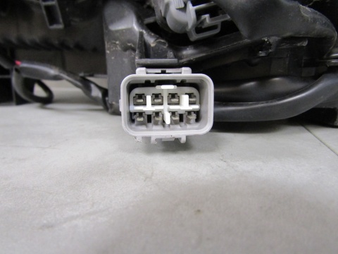 LAMPA PRZÓD MITSUBISHI ASX LIFT ZWYKŁA 12-19 RH PRAWA