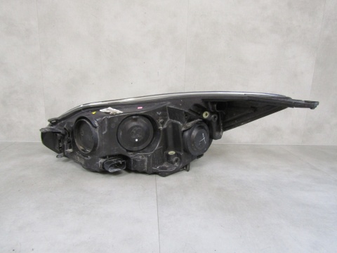 LAMPA PRZÓD FORD FOCUS MK3 III ZWYKŁA RH PRAWA CIEMNA 10-14