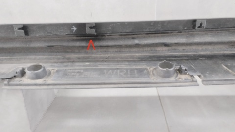 Listwa progowa prawa Toyota Corolla XII kombi E21