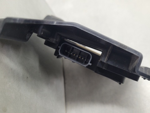 Radar moduł sensor czujnik martwego pola pasa ruchu Volvo EX30 EX 30 23-
