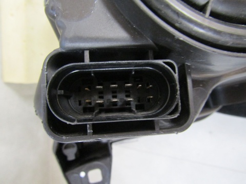 LAMPA PRZÓD MERCEDES VITO VIANO W639 LIFT ZWYKŁA 10- RH PRAWA