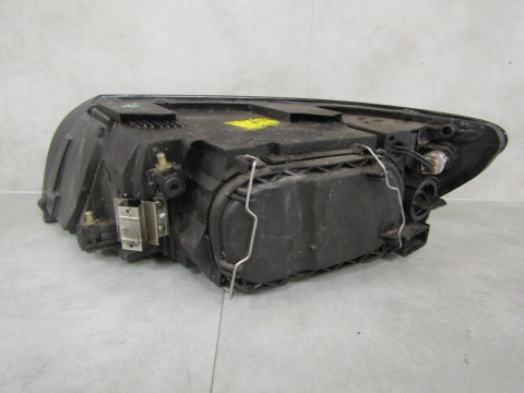 LAMPA PRZÓD VOLVO V50 S40 ZWYKŁA SOCZEWKA RH PRAWA 04-07 3069887