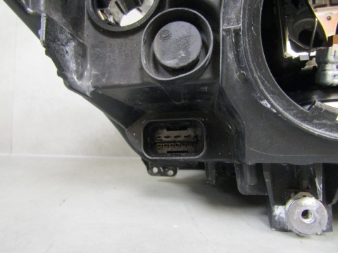 LAMPA PRZÓD BMW 3 F30 F31 KSENON SKRĘTNY 11-15 LH LEWA 7259527