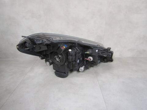 LAMPA PRZÓD TOYOTA YARIS 3 III LIFT ZWYKŁA SOCZEWKA 14-17 LH