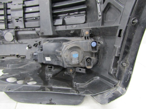 Zderzak przód przedni Volkswagen VW T6 Multivan 7E5 15-19 / + Halogen