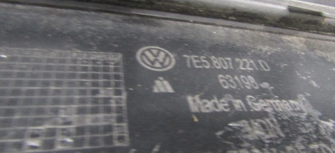 Zderzak przód przedni Volkswagen VW T6 Multivan 7E5 15-19 / + Halogen