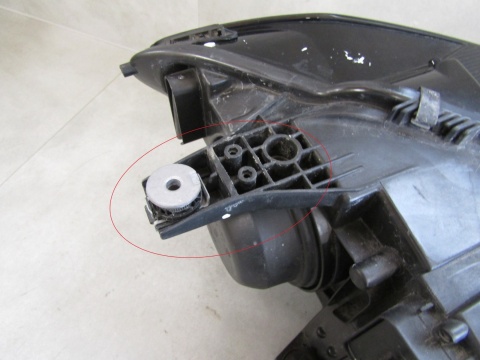 LAMPA PRZÓD VW TOURAN 3 III 5TB ZWYKŁA 15- LH 5TB941005A