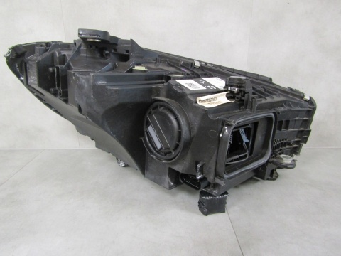 LAMPA PRZÓD MERCEDES C Klasa W206 FULL LED HIGH PERFORMANCE 22- 2069063903