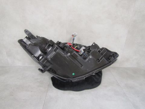 LAMPA PRZÓD TOYOTA YARIS 3 III LIFT ZWYKŁA SOCZEWKA 14-17 LH