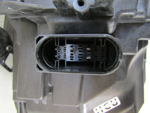 LAMPA PRZÓD POLESTAR II 2 FULL LED BASE 20- LH LEWA P32342450