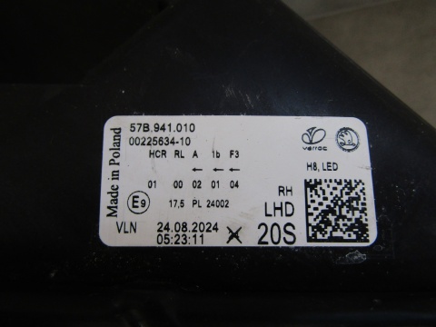 LAMPA PRZÓD SKODA KAROQ LIFT LED 21- RH PRAWA 57B941010