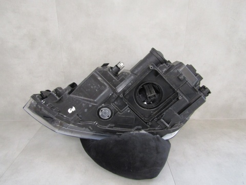 LAMPA PRZÓD VOLKSWAGEN POLO 2G LIFT VALEO FULL LED 17-20 RH PRAWA 90124570