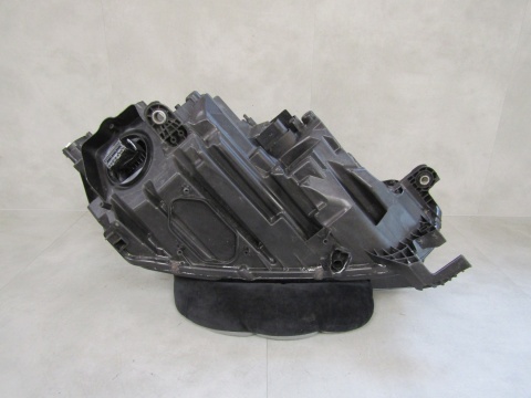 LAMPA PRZÓD SKODA OCTAVIA IV FULL LED 19-24 LH 5E1941015A