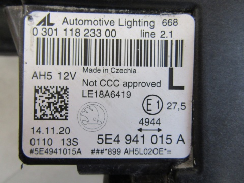 LAMPA PRZÓD SKODA OCTAVIA IV FULL LED 19-24 LH 5E1941015A
