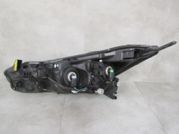 LAMPA PRZÓD NISSAN MICRA K14 ZWYKŁA + LED 16-22 RH 26010-5FA0A