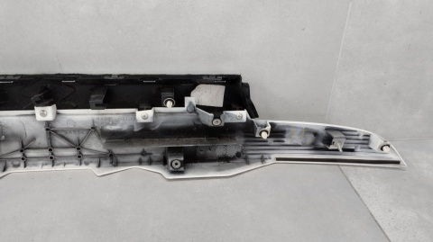 Blenda Listwa Klapy Tył Suzuki S-Cross II 21- Kompleksowa 83941-63T00 83942-63T00
