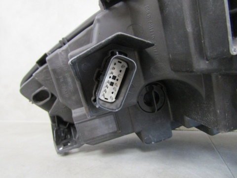 LAMPA PRZÓD FORD TRANSIT CONNECT MK2 LIFT ZWYKŁA RH 17-21 KT1B-13W029-AF