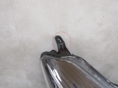 LAMPA PRZÓD TOYOTA YARIS 3 III LIFT ZWYKŁA SOCZEWKA 17-20 RH PRAWA
