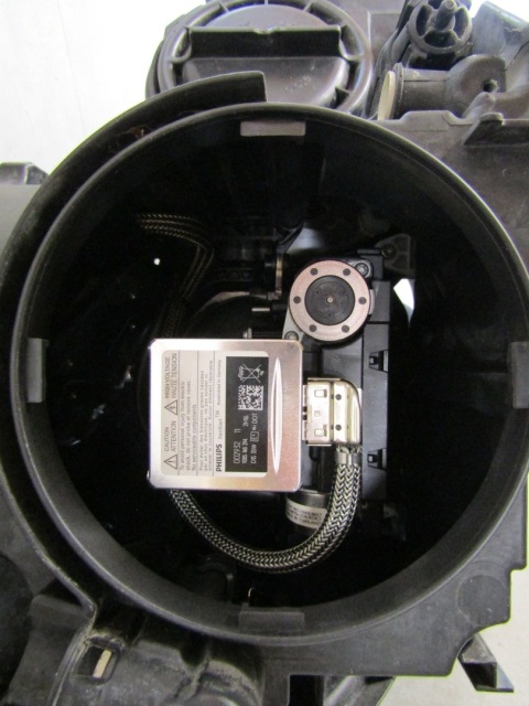 LAMPA PRZÓD MERCEDES B KLASA W246 KSENON SKRĘTNY LH LEWA 11-14 A2468207761