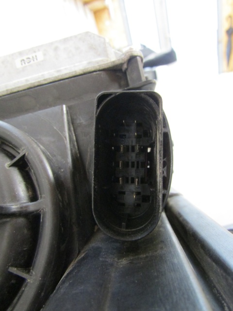 LAMPA PRZÓD MERCEDES B KLASA W246 KSENON SKRĘTNY LH LEWA 11-14 A2468207761