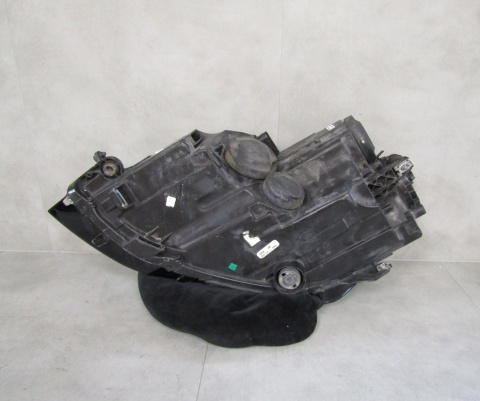 LAMPA PRZÓD VOLKSWAGEN VW GOLF 7 VII ZWYKŁA 12-16 RH PRAWA 5G1941006