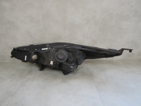 LAMPA PRZÓD FORD FIESTA MK7 VIII LIFT CZARNA ZWYKŁA RH PRAWA 12- C1BB-13W029