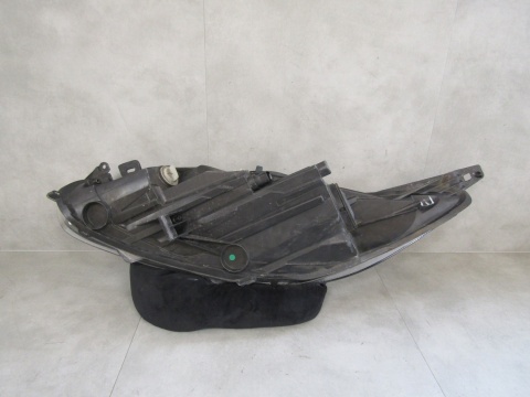 LAMPA PRZÓD FORD FIESTA MK7 VIII LIFT CZARNA ZWYKŁA RH PRAWA 12- C1BB-13W029