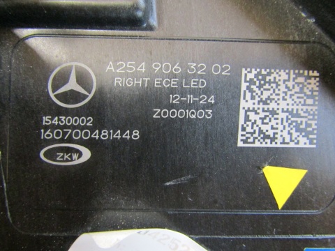 LAMPA PRZÓD MERCEDES GLC 2 W254 FULL LED DIGITAL LIGHT 22- RH PRAWA A2549063202