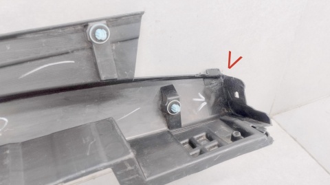 Listwa progowa lewa Toyota Aygo X 22- 75860-0h020