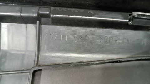 Zderzak przód przedni Suzuki Vitara III 15-18