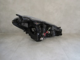 LAMPA PRZÓD TOYOTA YARIS 3 III LIFT ZWYKŁA SOCZEWKA 14-17 LH