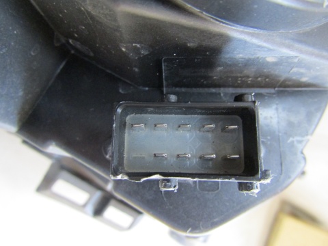 LAMPA PRZÓD OPEL CORSA D LIFT ZWYKŁA 11-14 LH 95511327