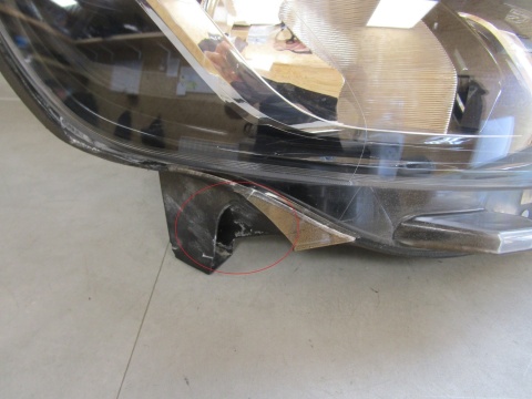 LAMPA PRZÓD TOYOTA PROACE 2 II ZWYKŁA 16-23 RH PRAWA 9808581180