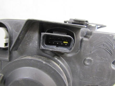 LAMPA PRZÓD CITROEN BERLINGO III MULTISPACE ZWYKŁA LEWA LH 18-23 9816825180