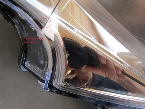 LAMPA PRZÓD PEUGEOT 208 I GTI ZWYKŁA SOCZEWKA Z LED 12- RH PRAWA 9810805880