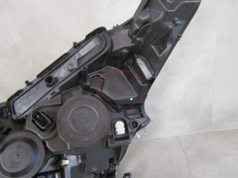 LAMPA PRZÓD PEUGEOT 208 I GTI ZWYKŁA SOCZEWKA Z LED 12- RH PRAWA 9810805880