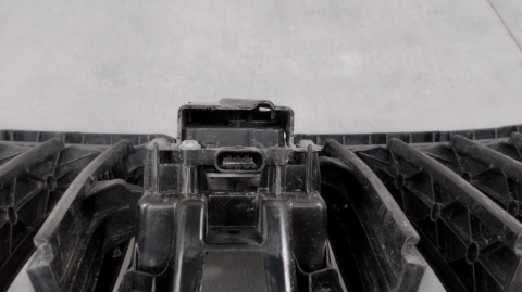 Żaluzja roleta wlotu powietrza grill BMW 4 G26 5A1E917 187156-10