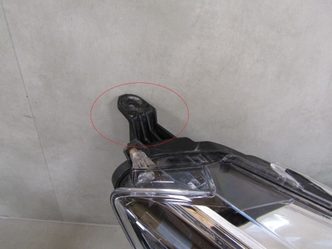 LAMPA PRZÓD TOYOTA COROLLA CROSS FULL LED 20- RH PRAWA HASCO 16-184
