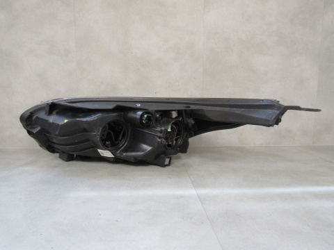 LAMPA PRZÓD KIA CEED 3 III ZWYKŁA SOCZEWKA 18-21 RH PRAWA 92102J7050