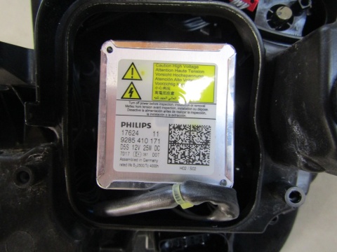 LAMPA PRZÓD AUDI A5 8W6 KSENON NIESKRĘTNY 16-19 rh prawa 8W6941006C