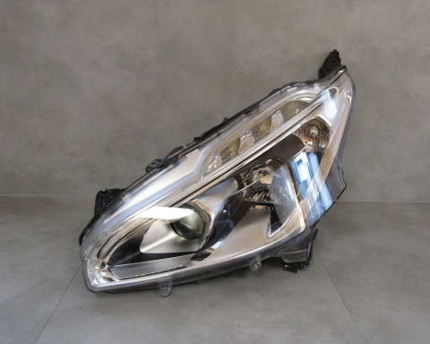 LAMPA PRZÓD PEUGEOT 208 I LIFT ZWYKŁA SOCZEWKA Z LED 15-19 LH LEWA 9810805780