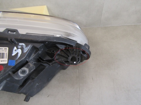 LAMPA PRZÓD PEUGEOT 208 I LIFT ZWYKŁA SOCZEWKA Z LED 15-19 LH LEWA 9810805780