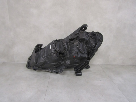 LAMPA PRZÓD MERCEDES B KLASA W246 246 ZWYKŁA RH PRAWA A2468200261 11-14